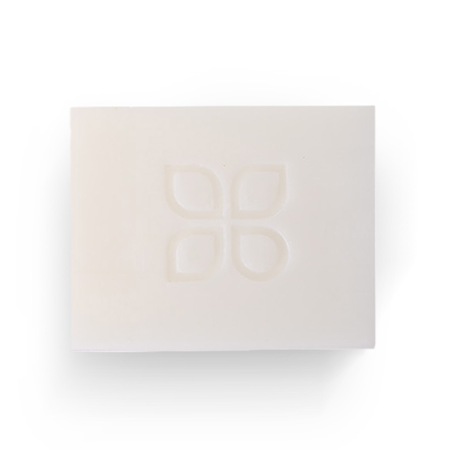 Baltas muilas su nano sidabru, 200 g